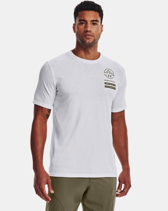 男士UA Outdoor Mountain Camo Lockup短袖T恤, White, pdpMainDesktop image number 1